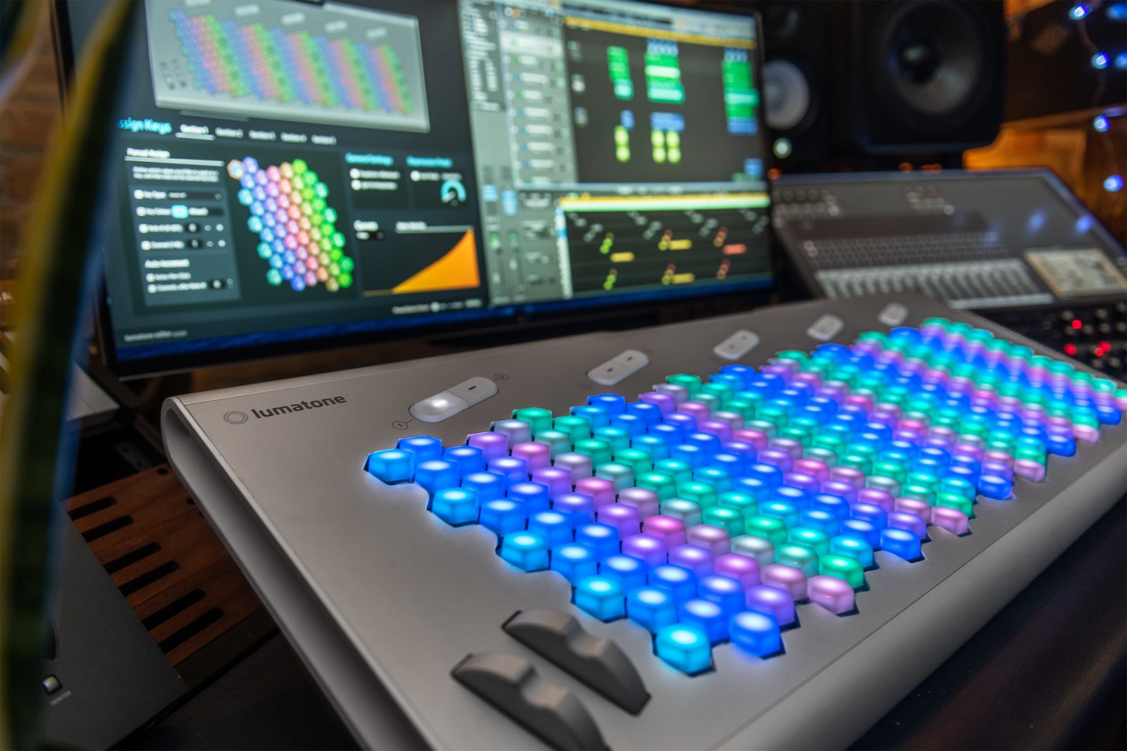 Scene studio 1600x1067 1